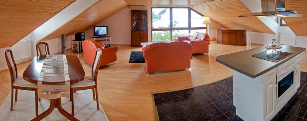 Hotel Am Lingelbach Knüllwald Extérieur photo